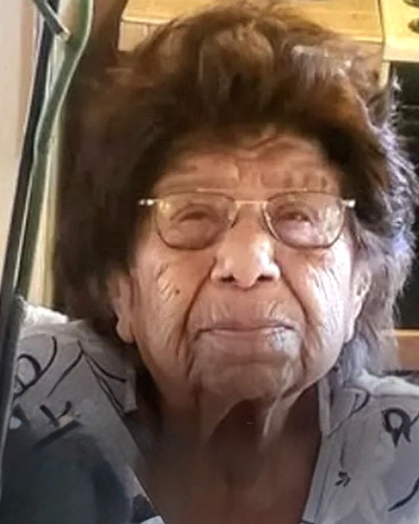 Luz Maria Guaydacan