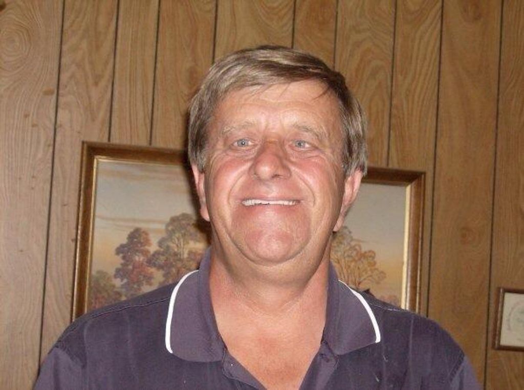 Earl Smalts Profile Photo