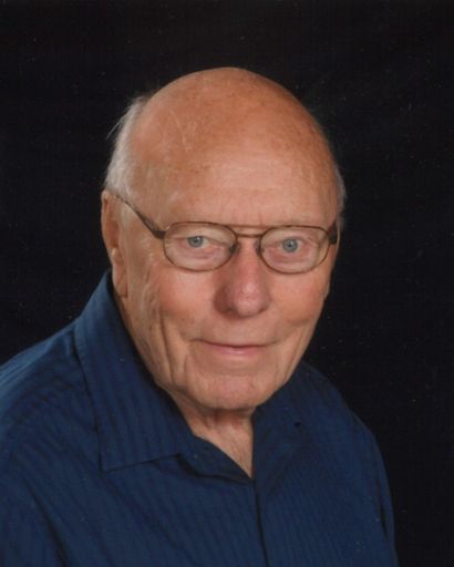 Loren Morris Peterson's obituary image