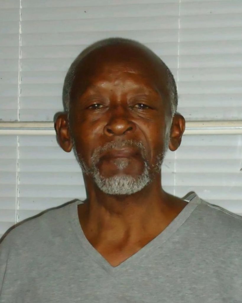 Frankie Lee Cox Profile Photo