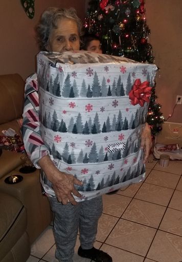 Maria Deleon Ambriz photo gallery thumbnail 131 of 187