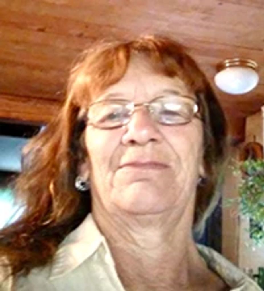 Mary Lessard Profile Photo