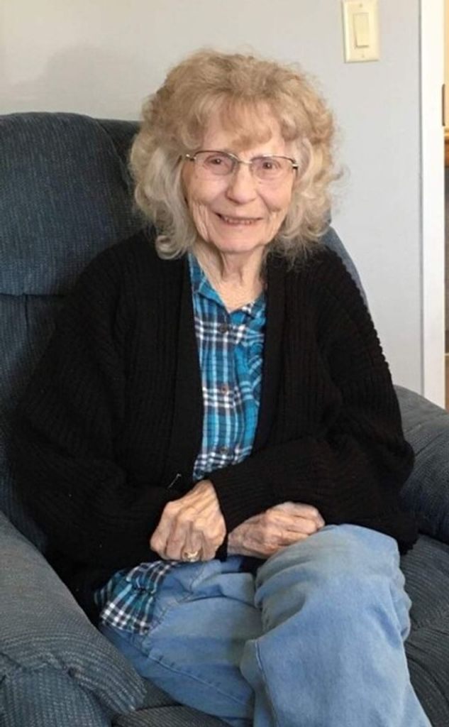 Darlene Seltrecht Stuefen Profile Photo