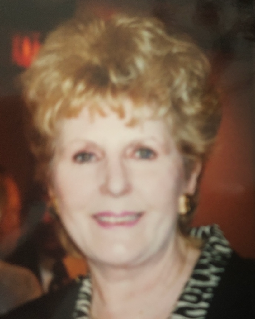 Margot Calamaras Profile Photo