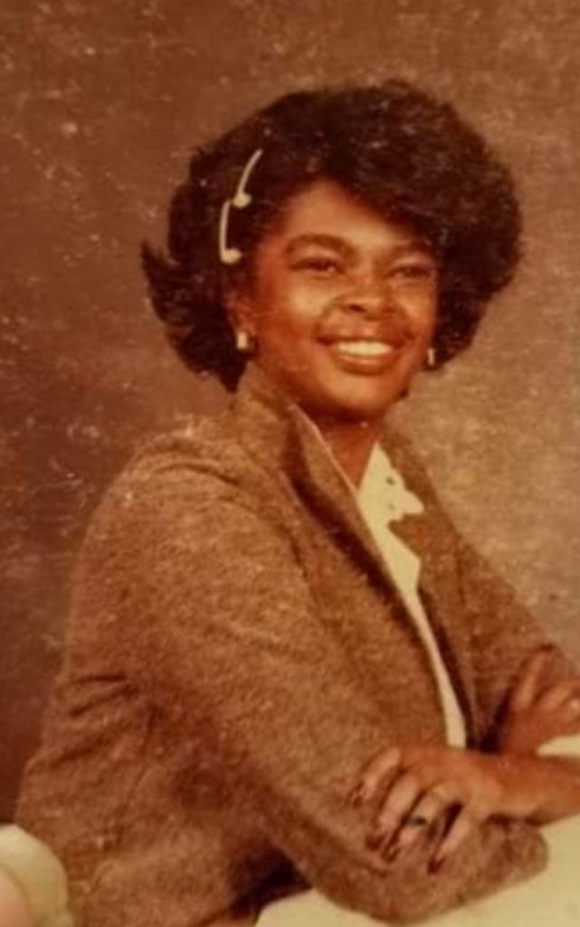 Sharon E Hunter Profile Photo