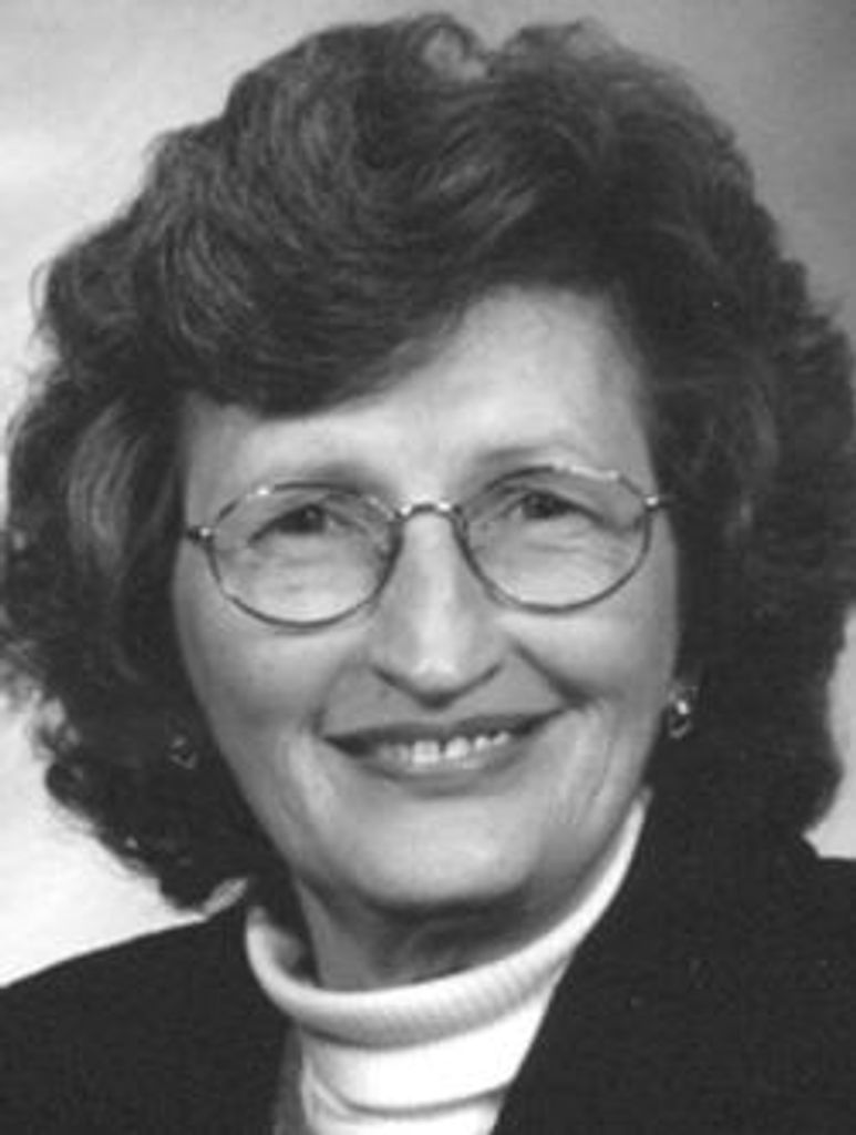 Jacqueline "Jackie" A Summers