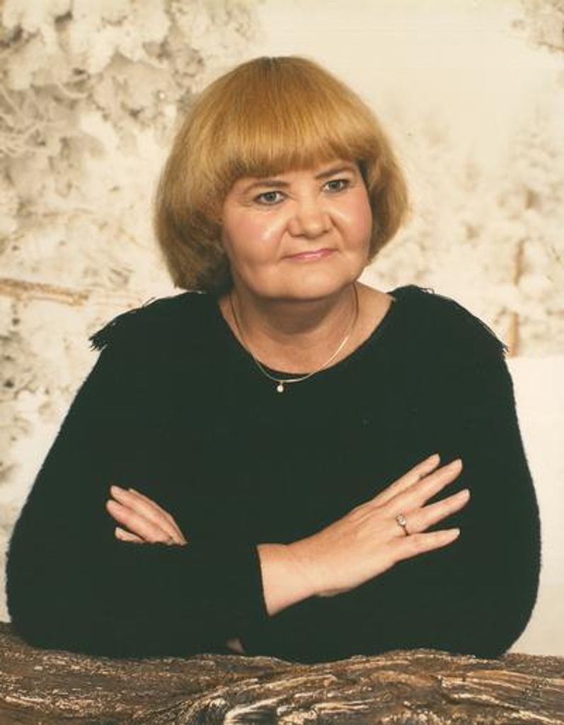 Elizabeth Rebecca Eanes Yearout Profile Photo
