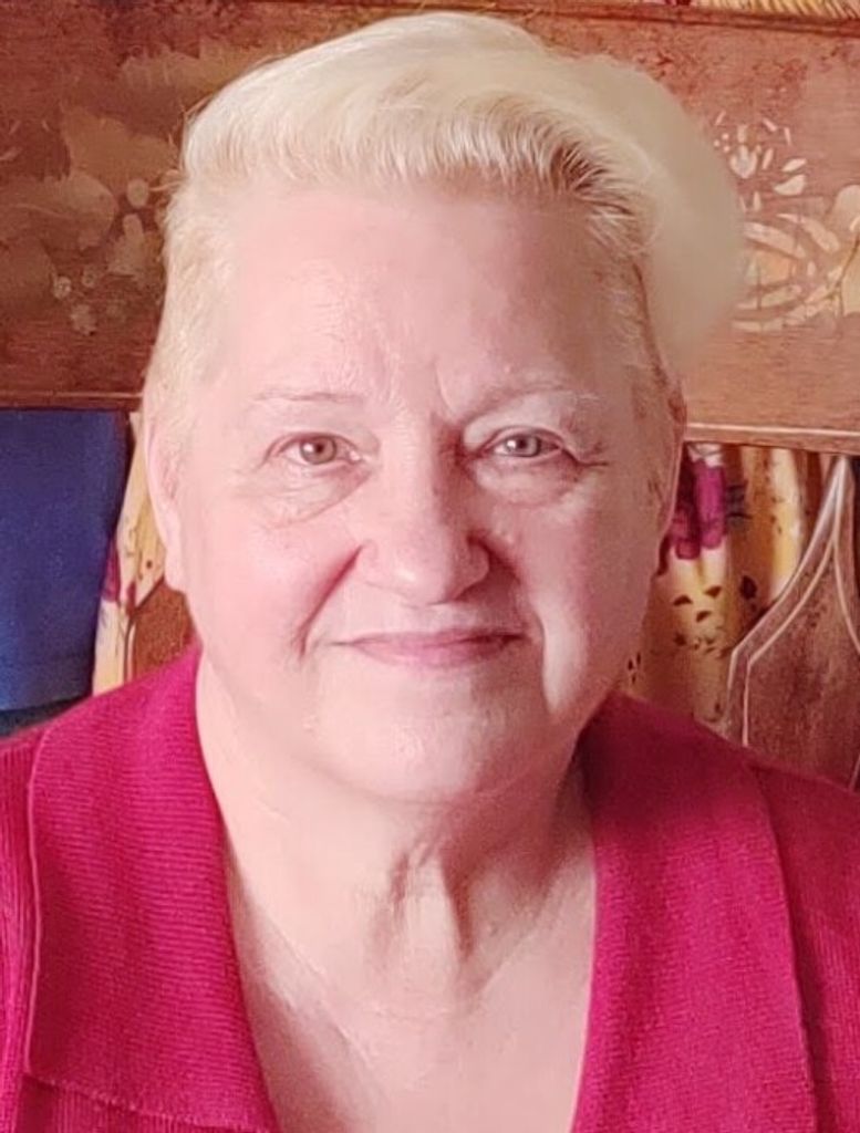 Debarah Lynn (Cavins)  Rucker