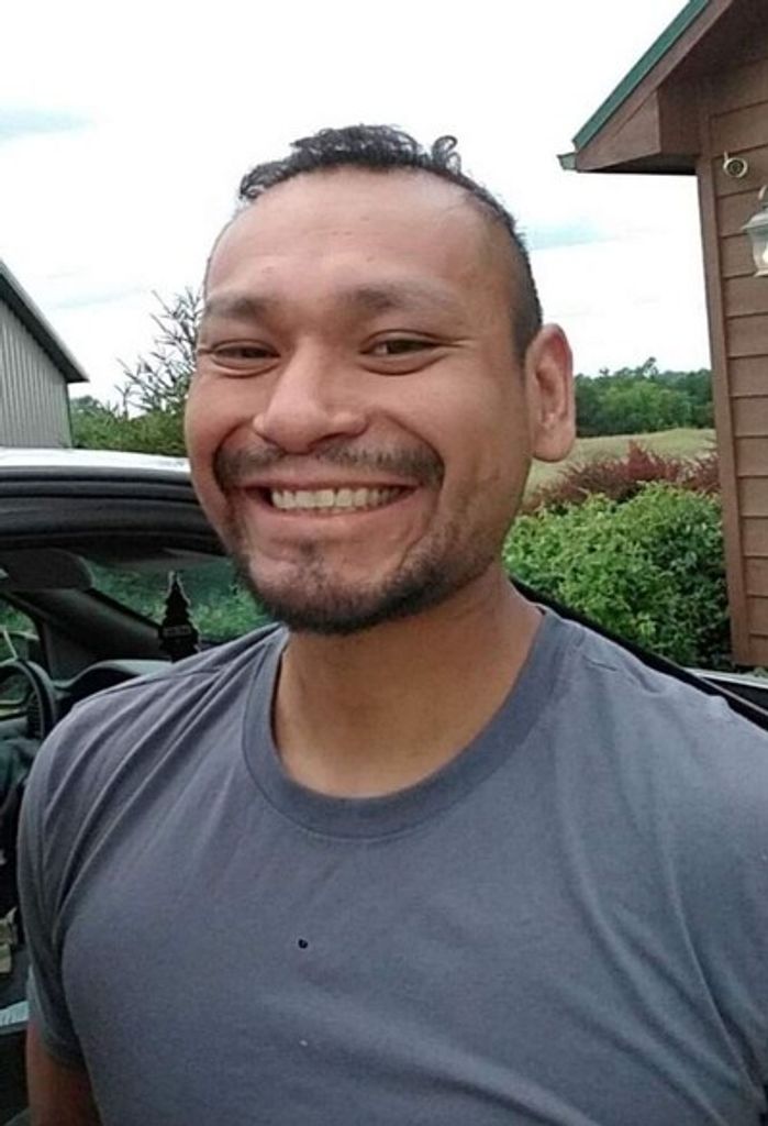 Anthony "Shawnemde" R. Eteeyan