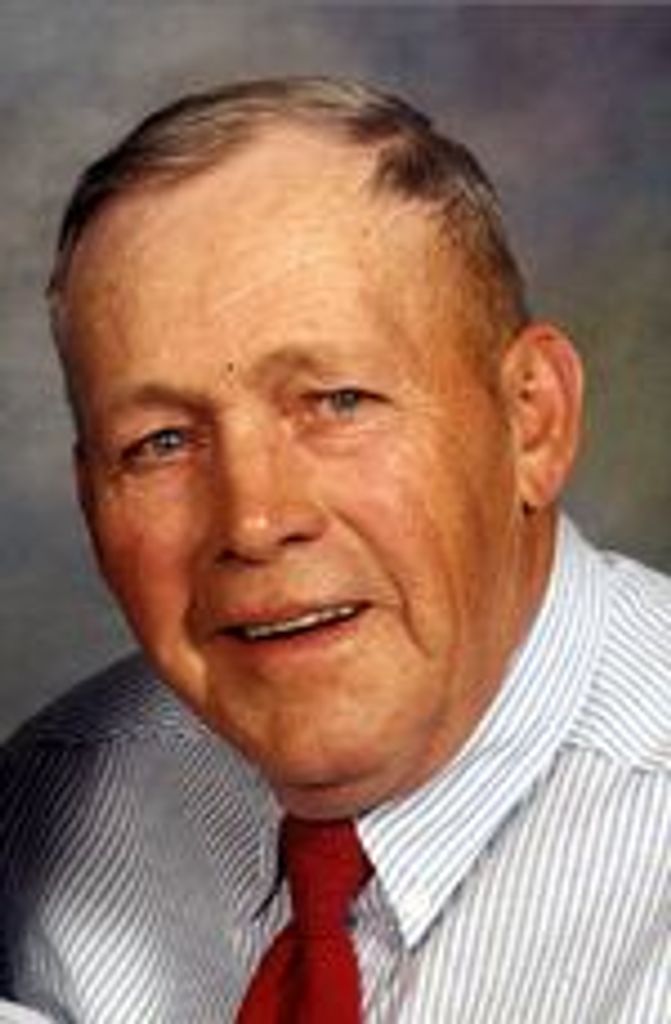 Milton "Lefty" Walcker