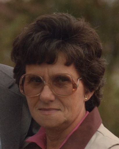 Helen Houser's obituary image