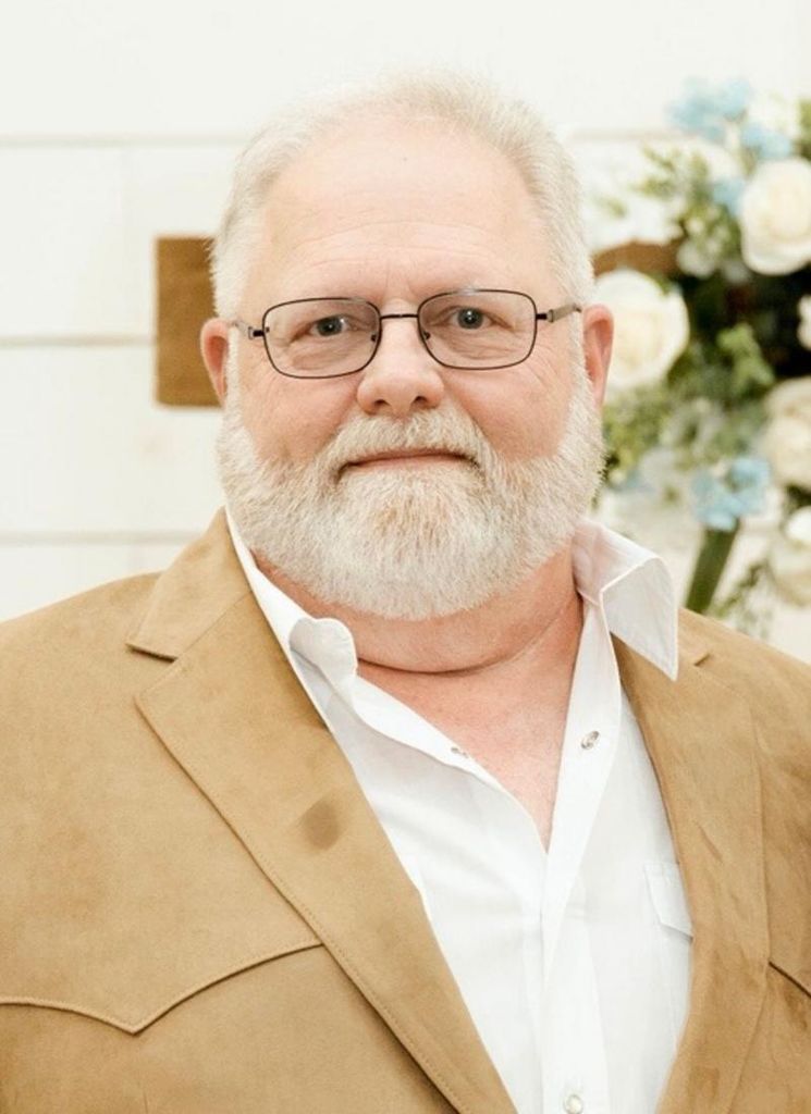 Russell Alan Edzards Profile Photo
