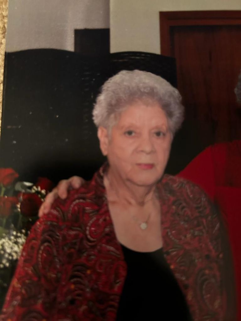 Lois Luster Tharp Profile Photo