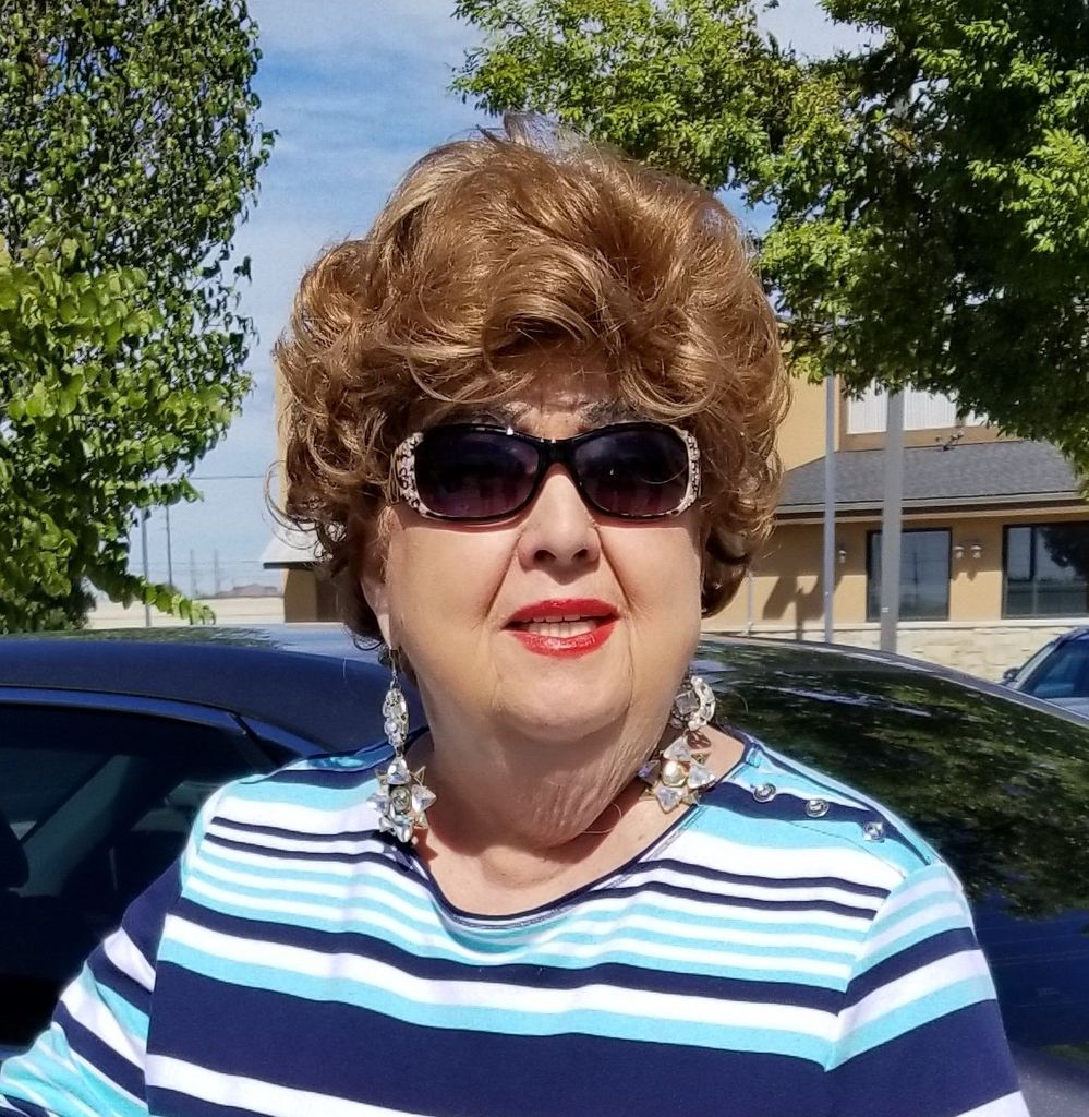 Mary Lee Dzuck Profile Photo