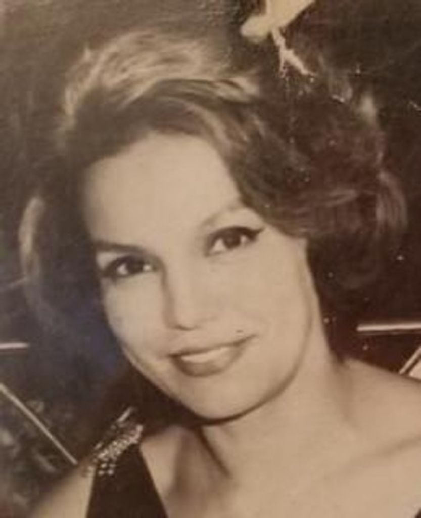 Carmen Weinrich Profile Photo