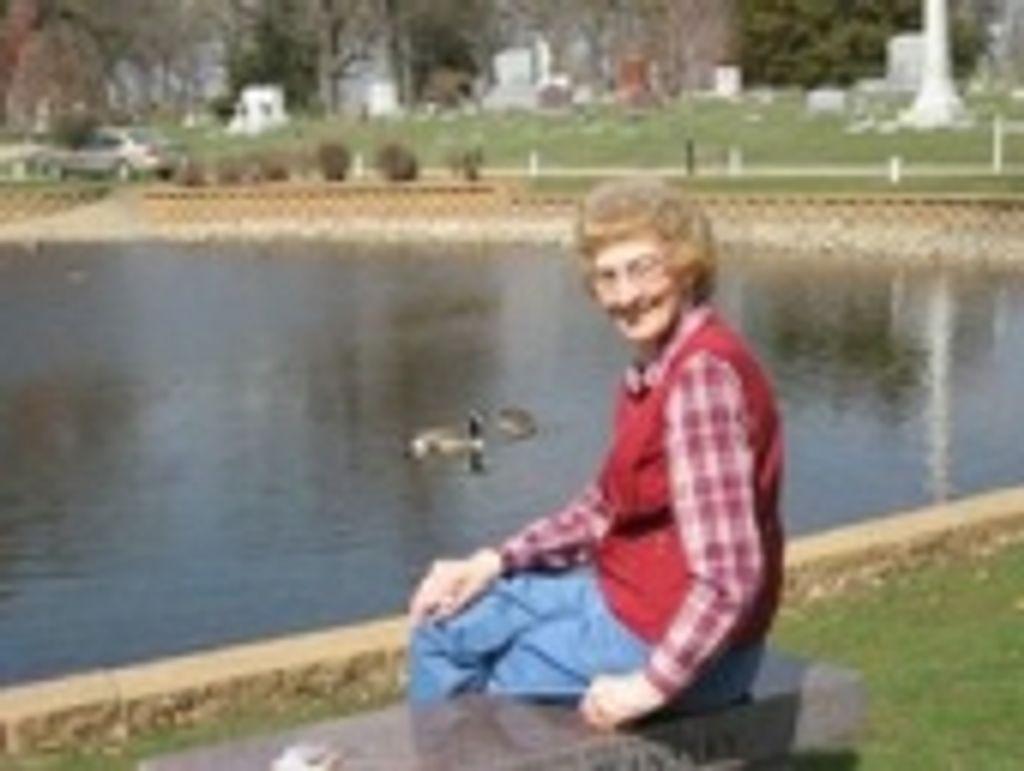 Dolores Louise Buschbom Profile Photo