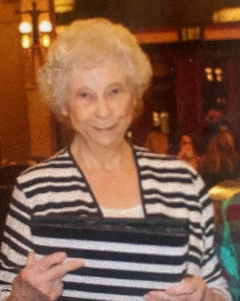 Maxine Elaine Sommerfeld