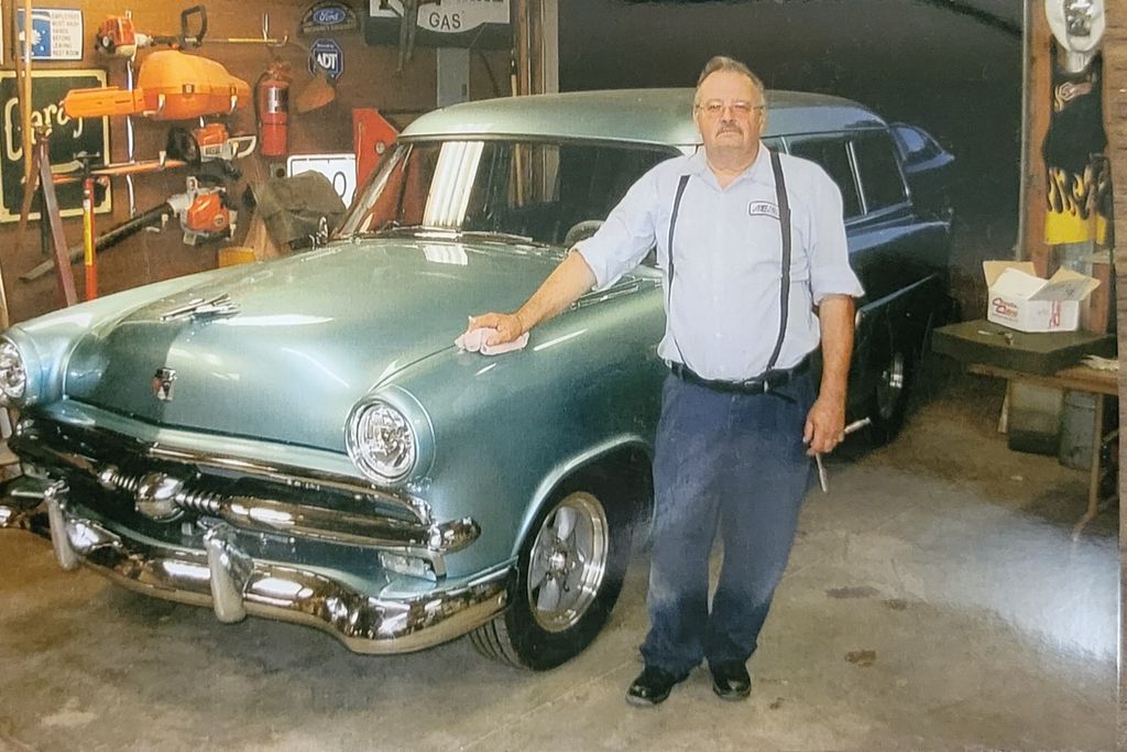 Glenn Gray Lamoreaux