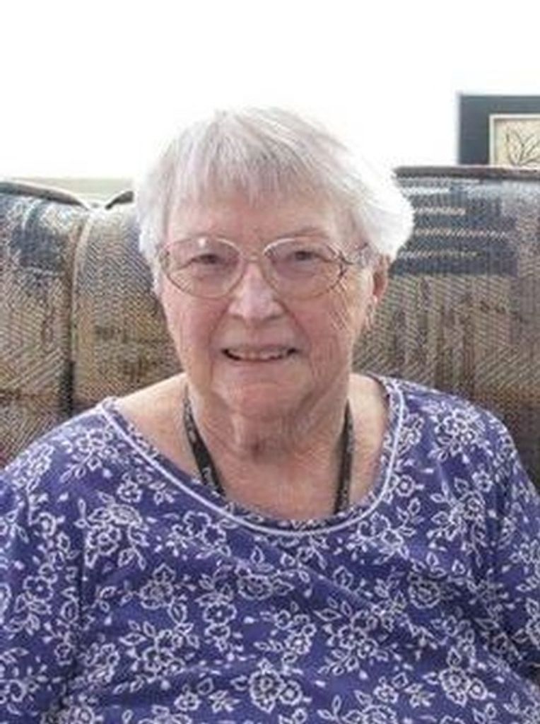 Alice Saunders Profile Photo