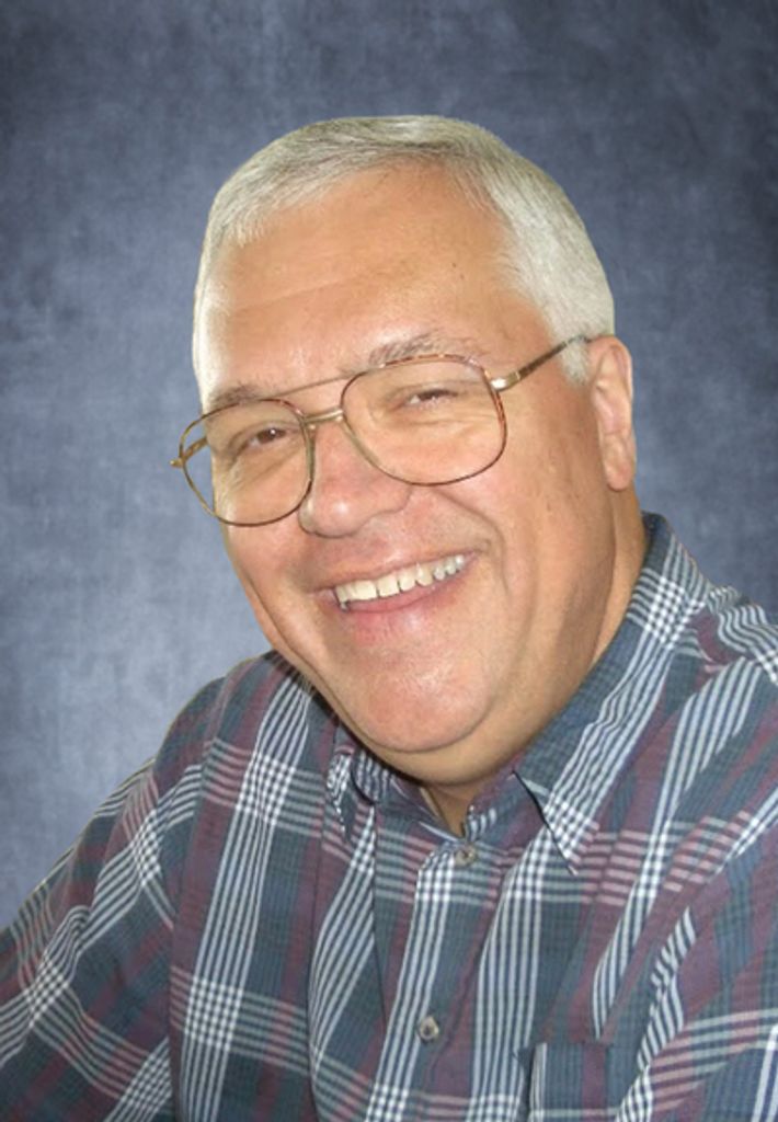 Dr. Randal Stuart Chase Profile Photo