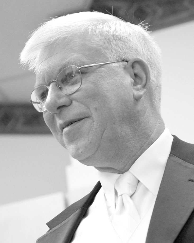 Dennis E. Bihary Profile Photo