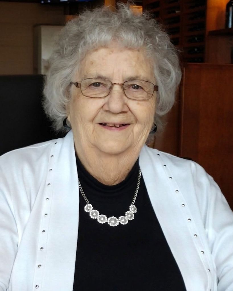 Ardis W Rosenfeldt