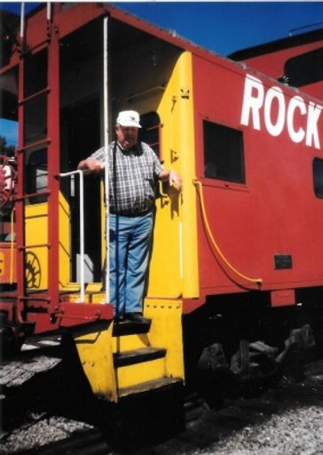 Wayne Lee Watts photo gallery thumbnail 23 of 99