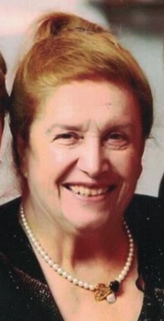 Mary Floros Profile Photo