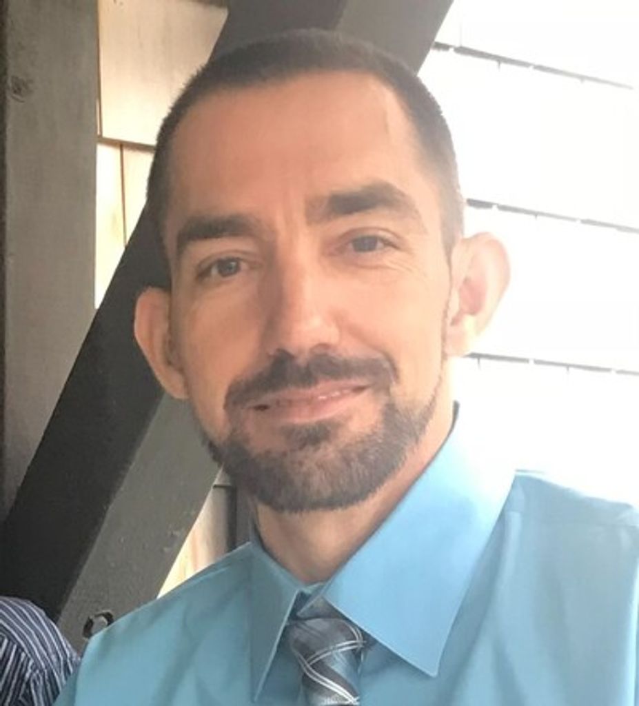 Thomas C. Paiva Profile Photo