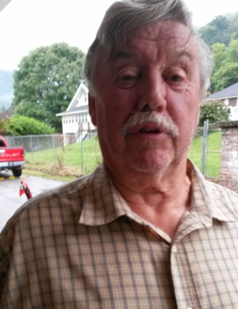 Clarence Warren Hall, Sr. Profile Photo