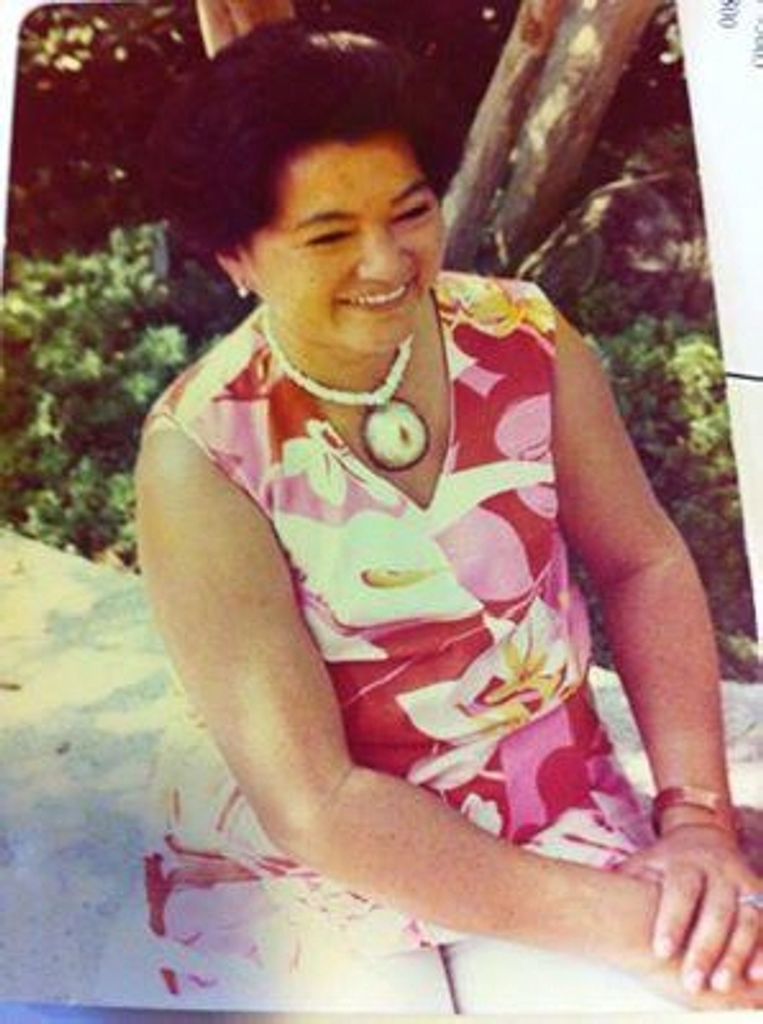 Maebelle Manuwia Librando