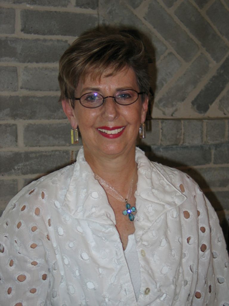 Sandra Lee Snow