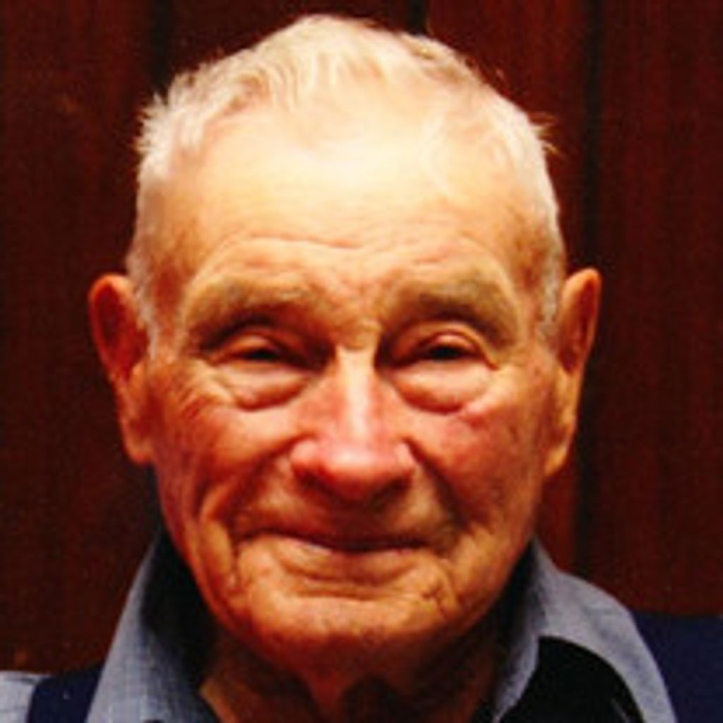 Milton Smaus