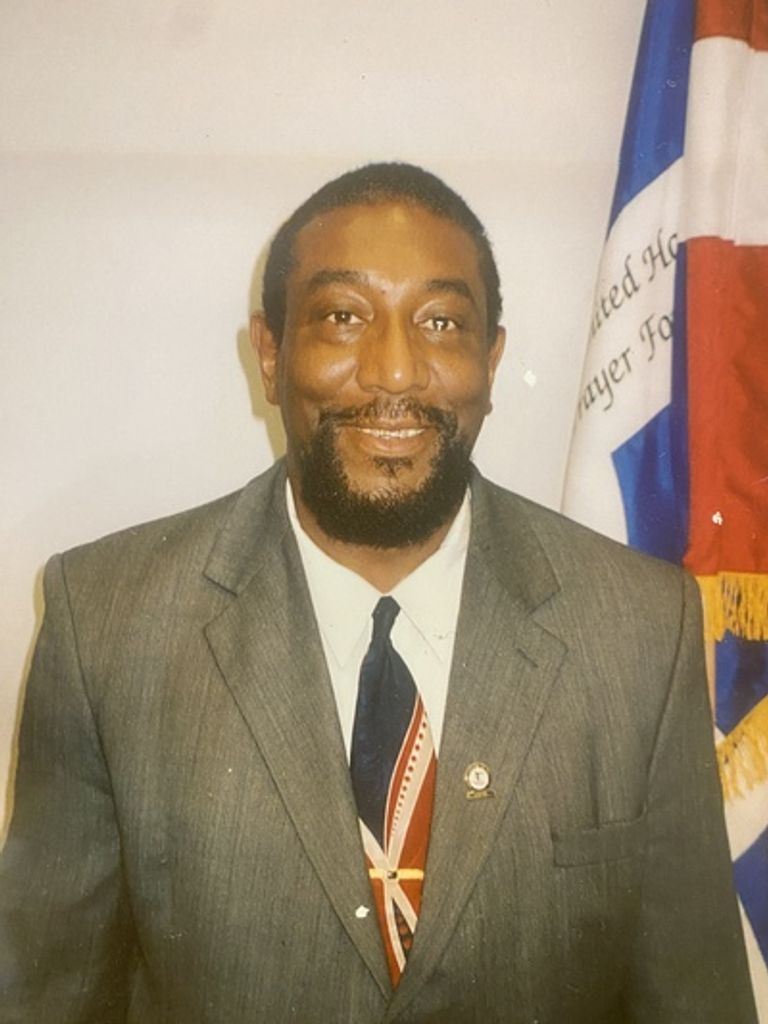 Robert Lee Shields Sr. Profile Photo