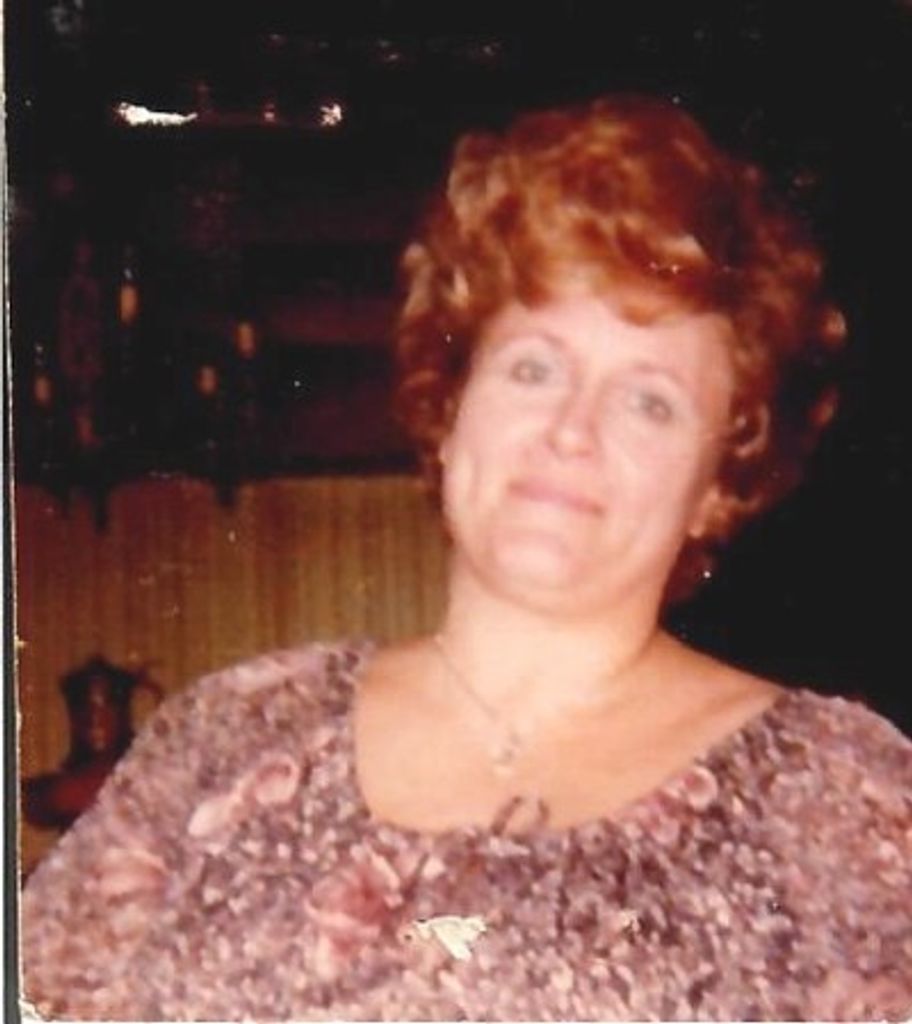 Jewell Carolyn Ciesiolka Profile Photo