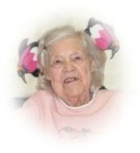 Mildred Elizabeth Davis - Winterset photo gallery thumbnail 1 of 1