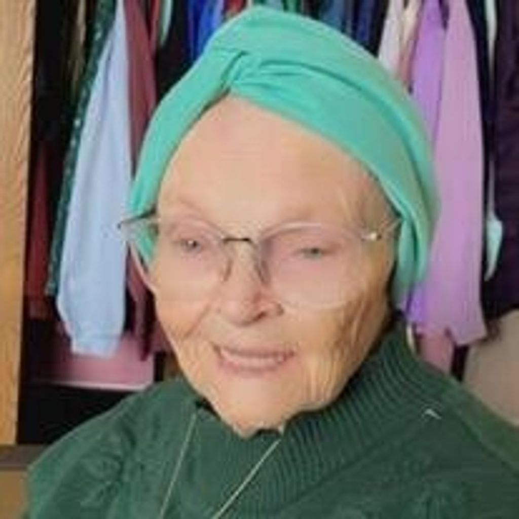 Mary Elizabeth Hill Profile Photo