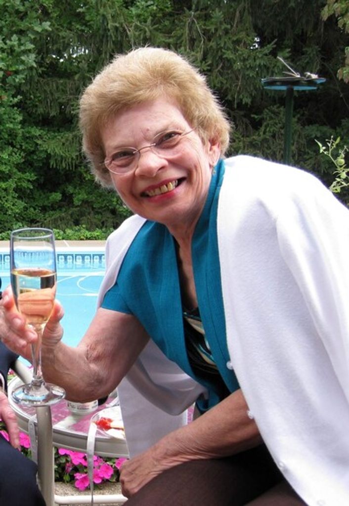 Susan Myrtle Laroche Profile Photo