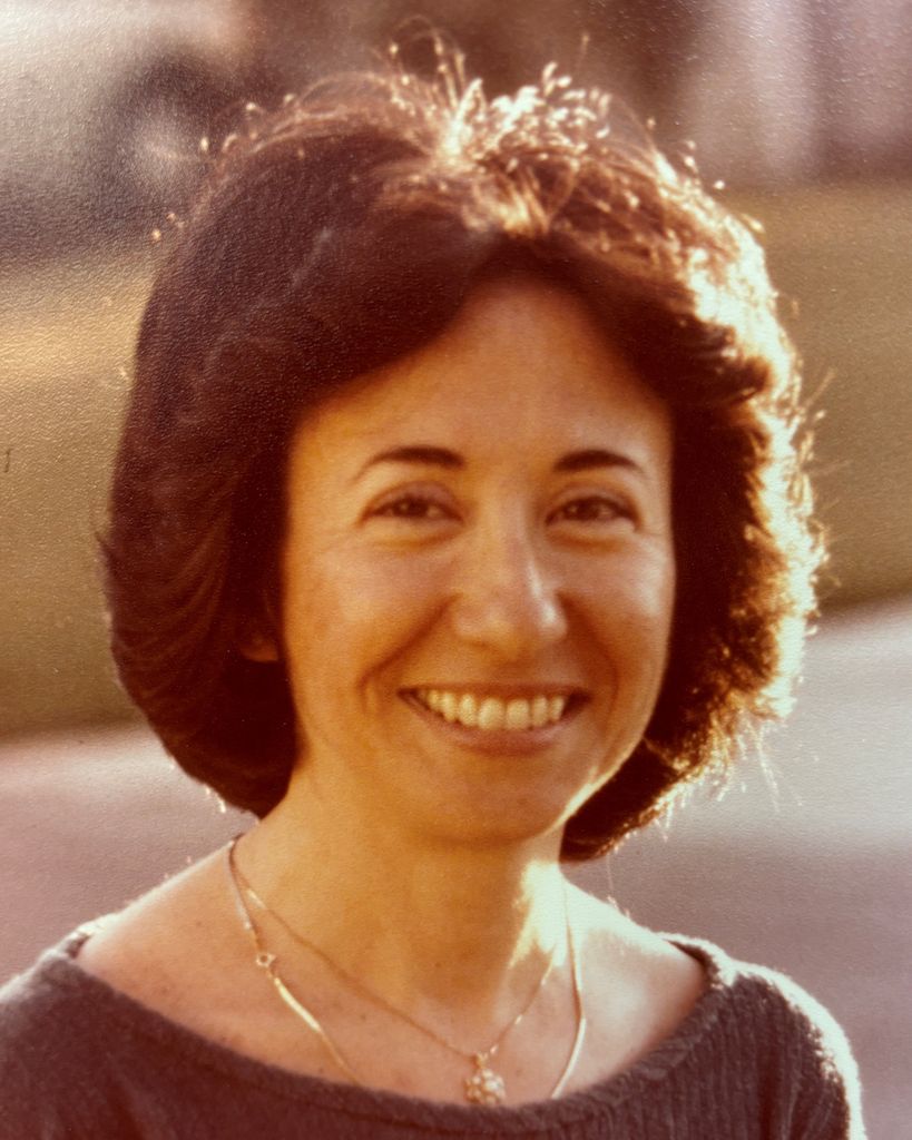 Carol Vicky Calamas Profile Photo