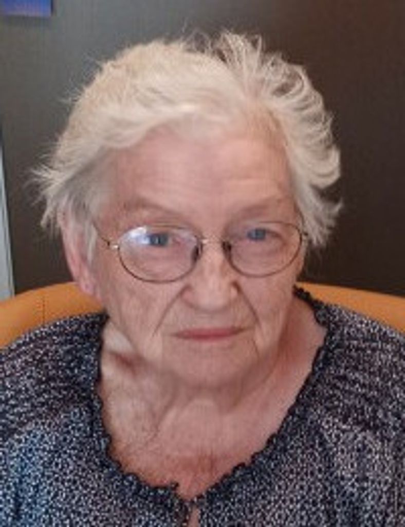Violet Meyer Profile Photo