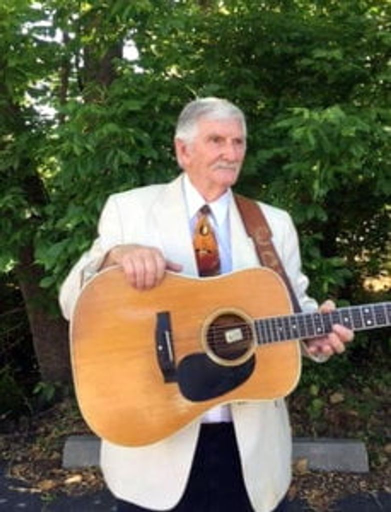 Eric Dwain Lewis Profile Photo