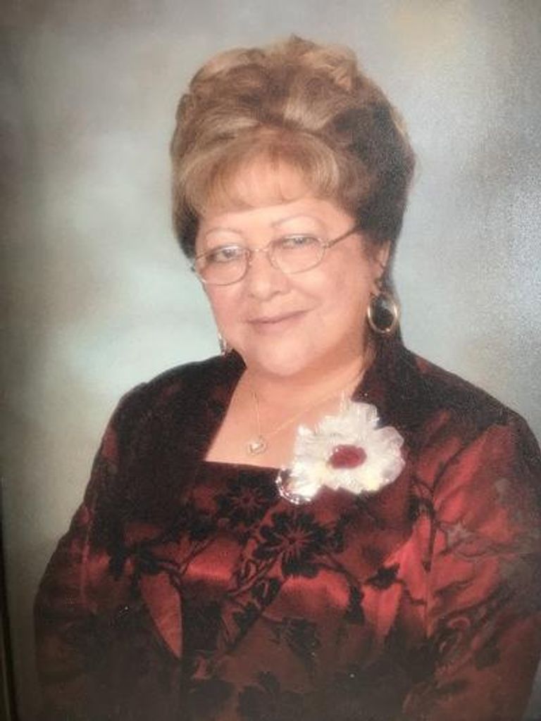 Yolanda C Palomarez Profile Photo