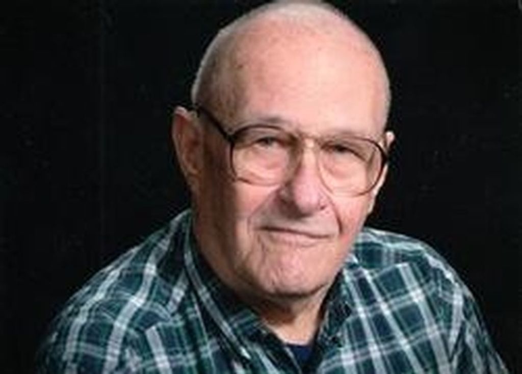 Lyndon Leonard Hebner