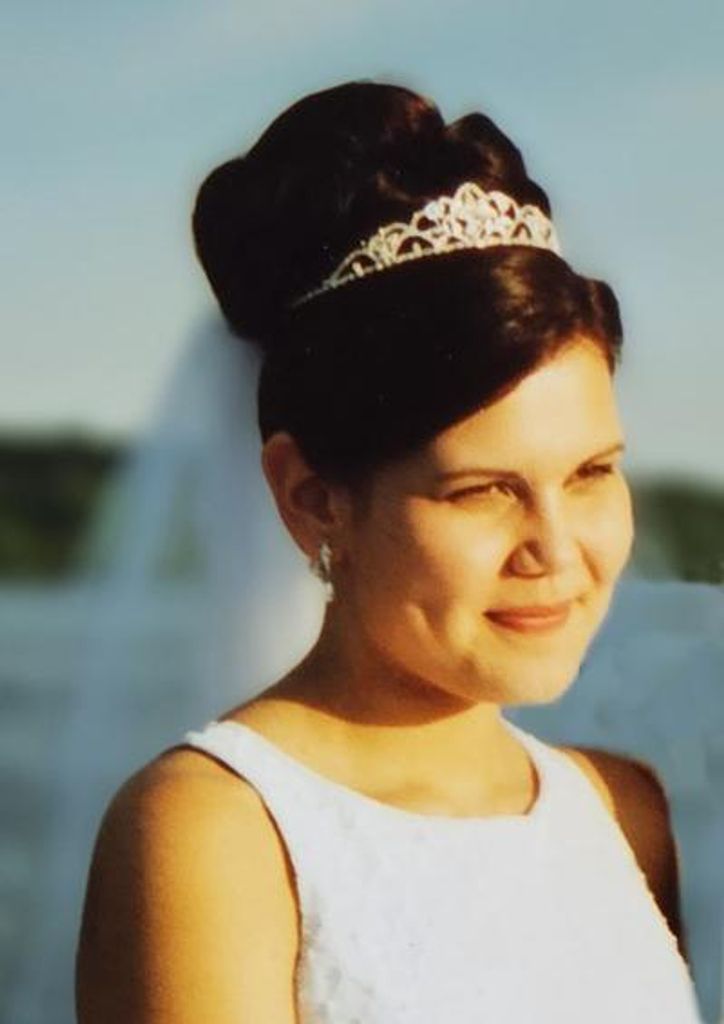 Emily Louise Stoykewich (Nee Winterton)