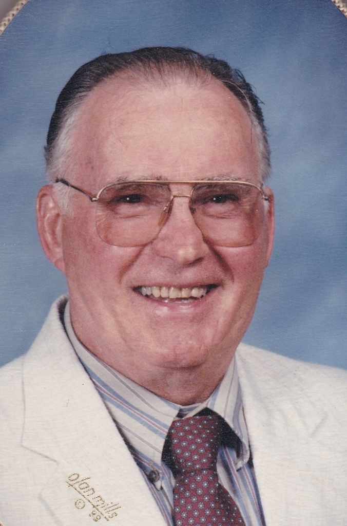 Lloyd Richard Snyder Profile Photo