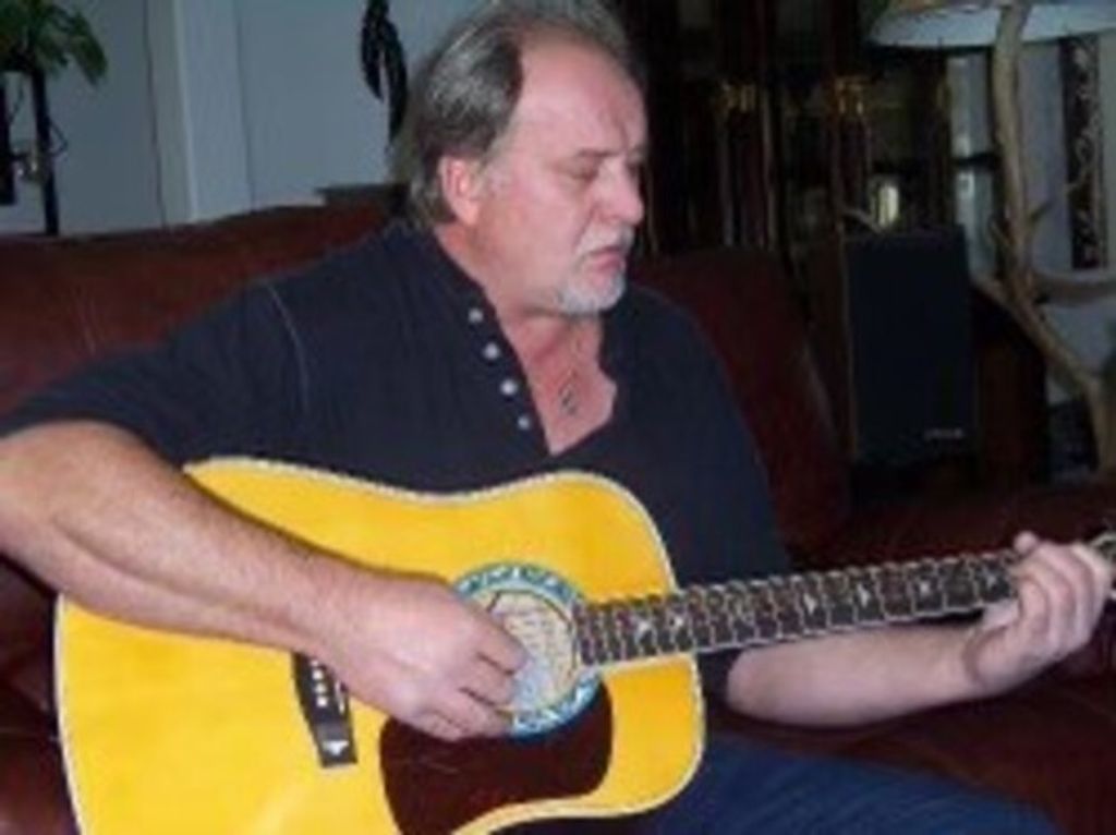 Mike Russell Profile Photo