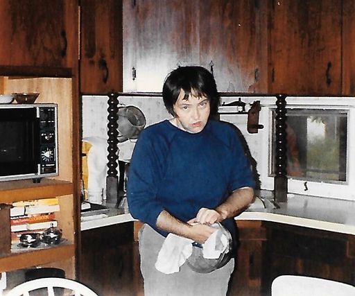 Linda L. Dilling photo gallery thumbnail 27 of 79