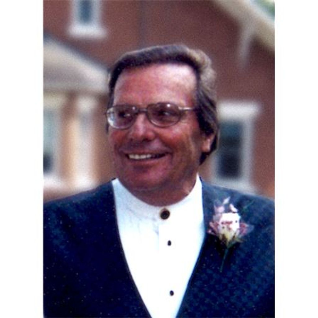 Roger "Kiner" Giddings