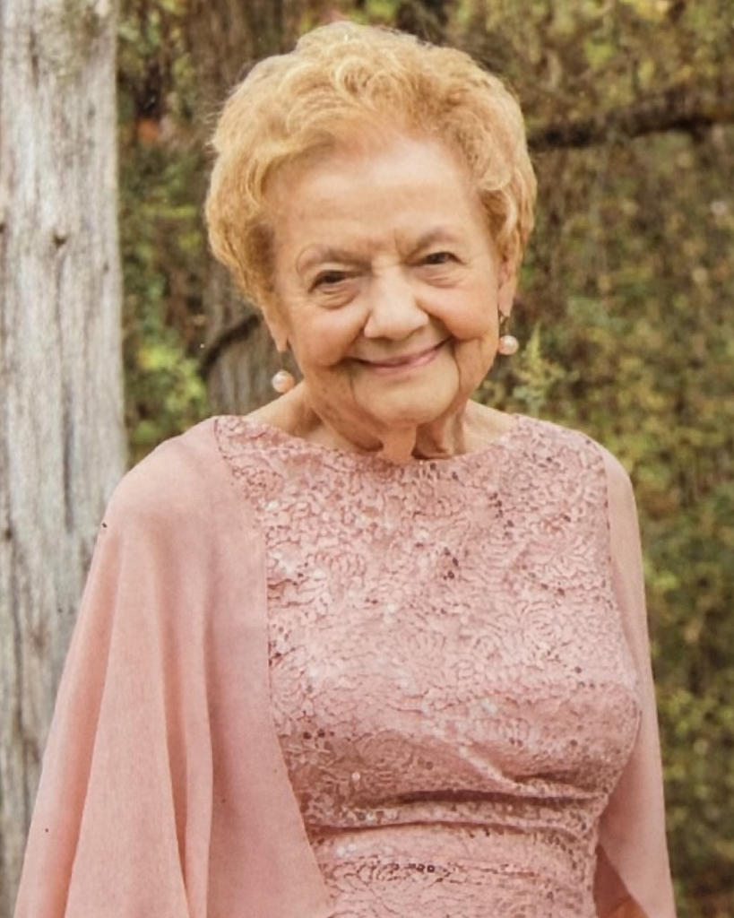 Eleanor Cantando Profile Photo