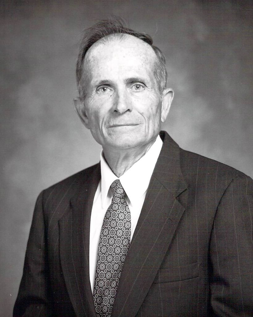 Dr. Howard Stuckey Wilcox